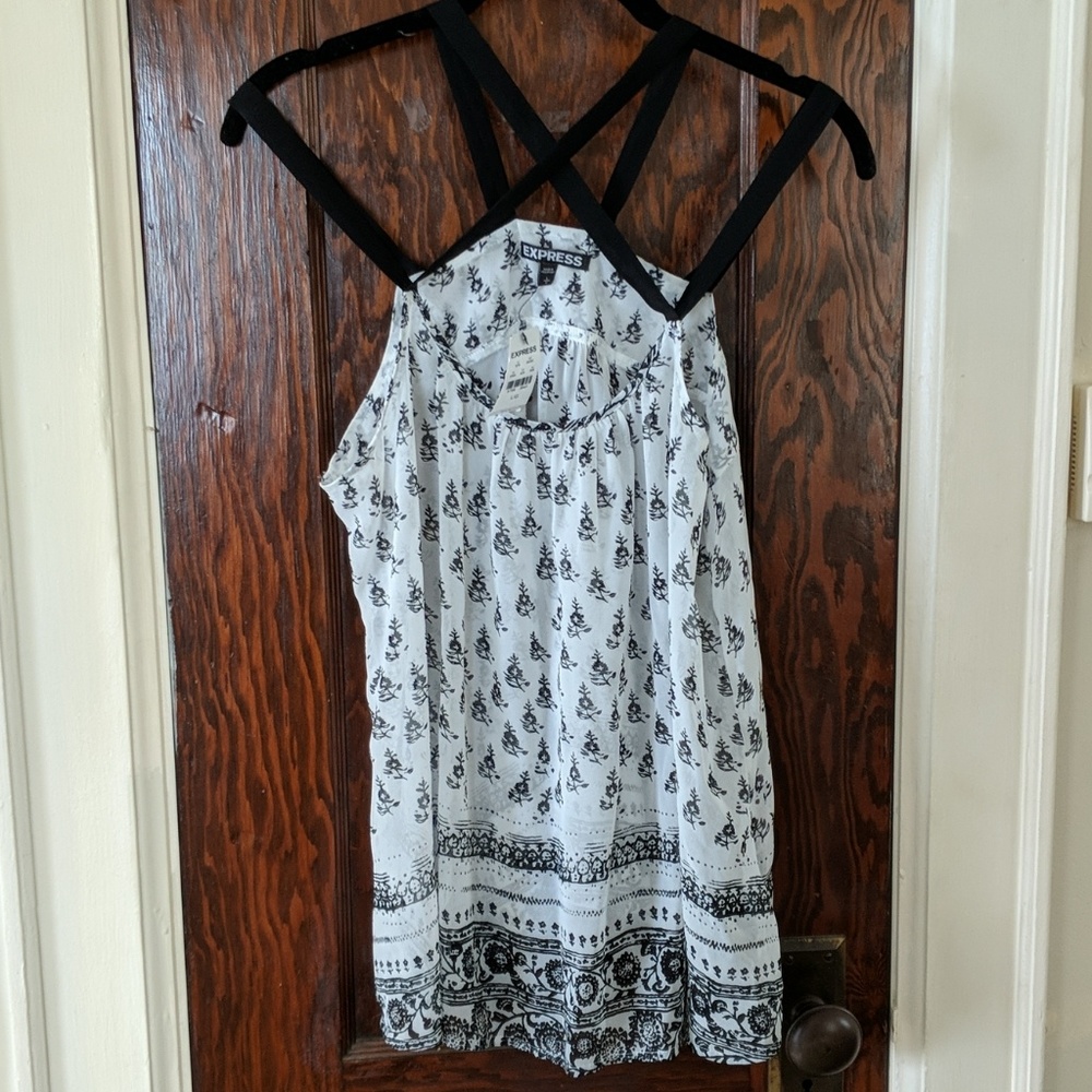 Express▪ NWT Tank